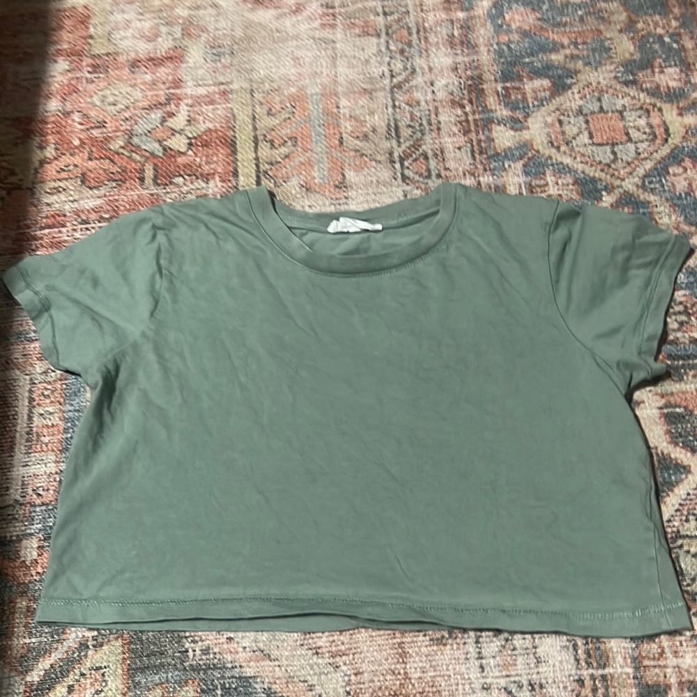 cotton on baby tee - L